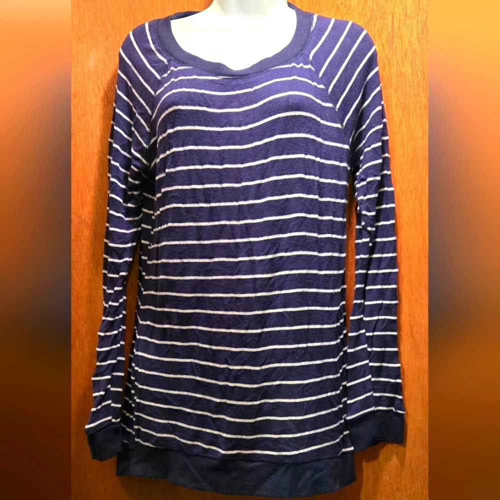 Ambiance dark blue & white stripped l9ng sleeve lightweight sweater szM - Picture 1 of 4